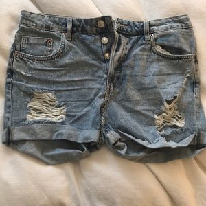 High wasted jean shorts